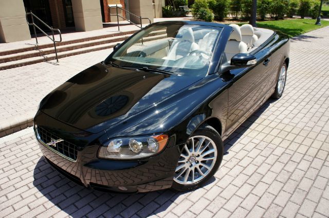 Volvo C70 2009 photo 1