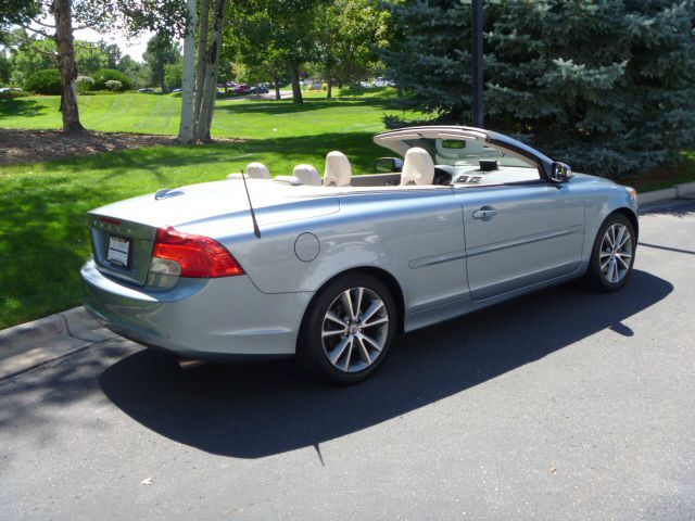 Volvo C70 2011 photo 4