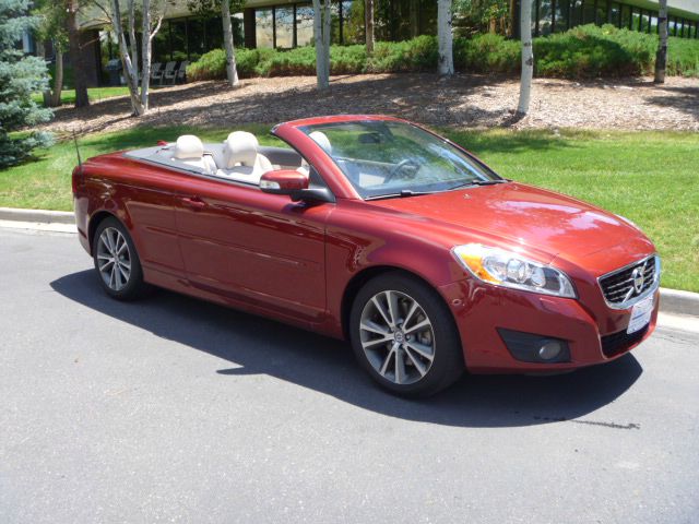 Volvo C70 2011 photo 1