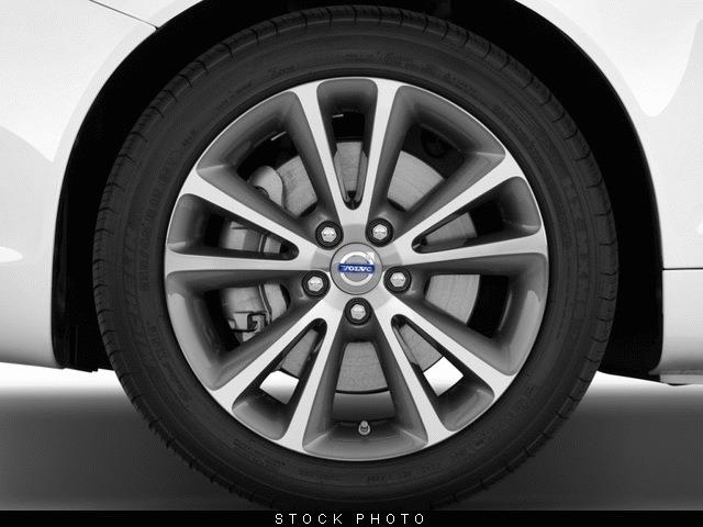 Volvo C70 2011 photo 8