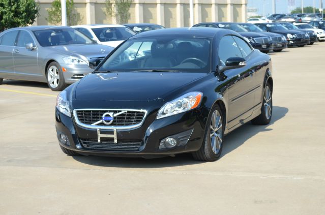 Volvo C70 2012 photo 1
