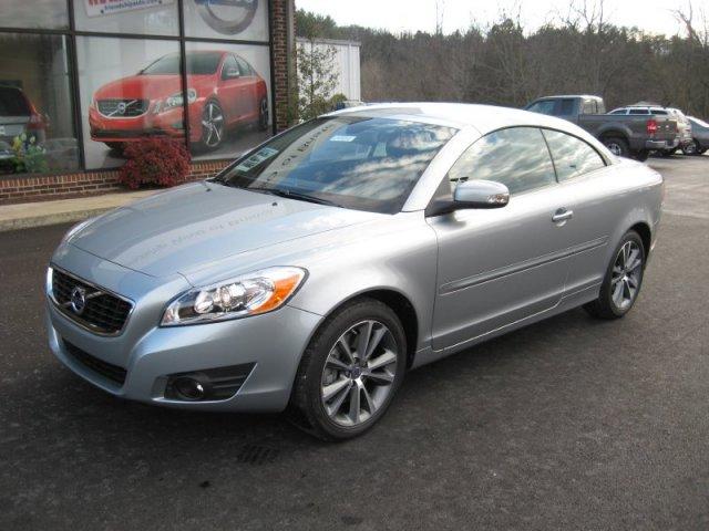 Volvo C70 2012 photo 1