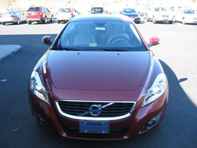 Volvo C70 2012 photo 2