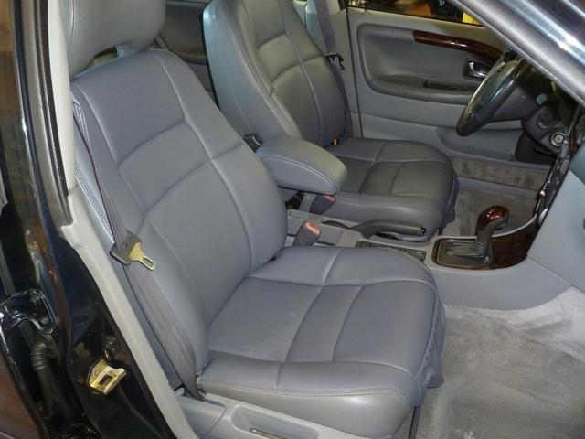 Volvo S40 2000 photo 1