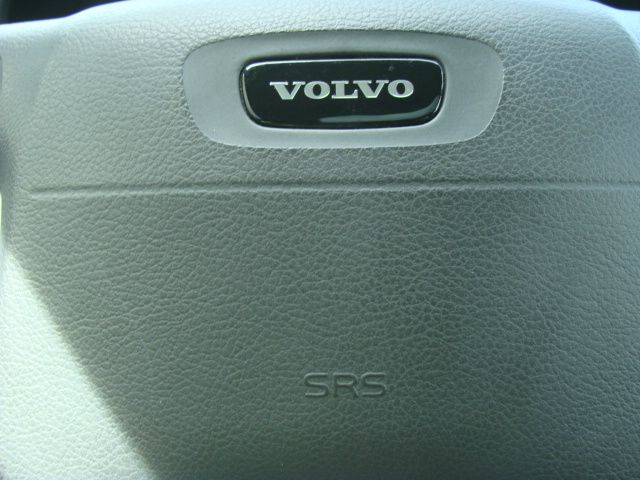 Volvo S40 2000 photo 1