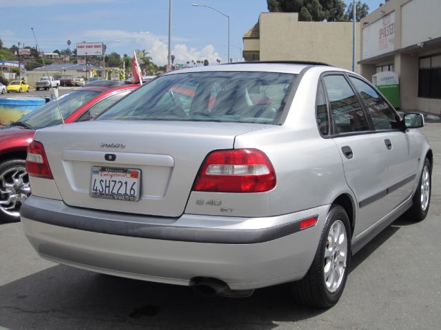 Volvo S40 2001 photo 2