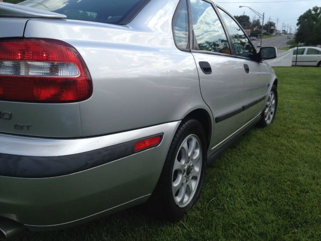 Volvo S40 2001 photo 16