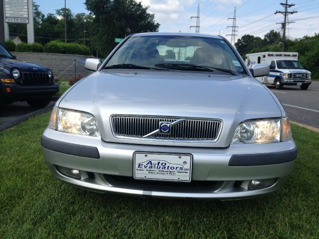 Volvo S40 2001 photo 17