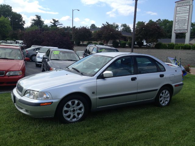 Volvo S40 2001 photo 18