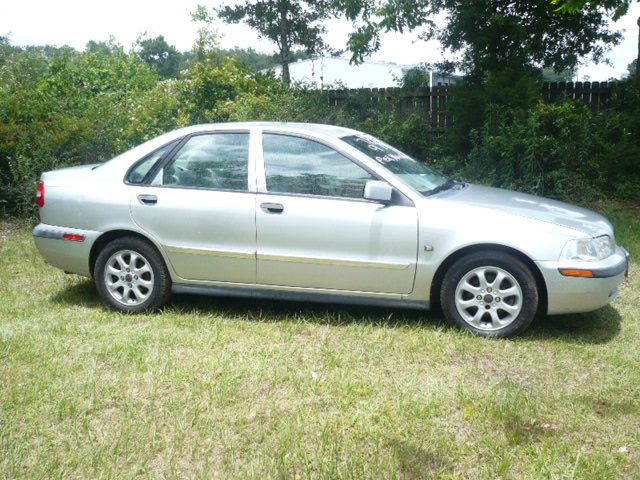 Volvo S40 2001 photo 11