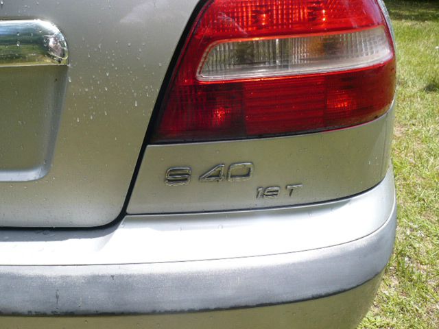 Volvo S40 2001 photo 8