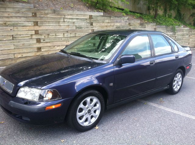 Volvo S40 2002 photo 4
