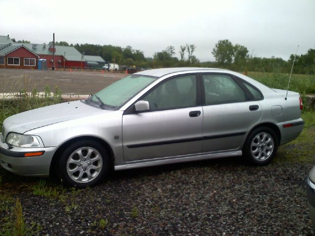 Volvo S40 2002 photo 1