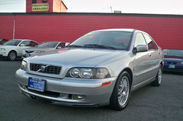 Volvo S40 2004 photo 2