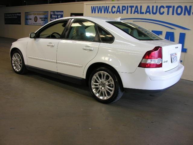 Volvo S40 2005 photo 1