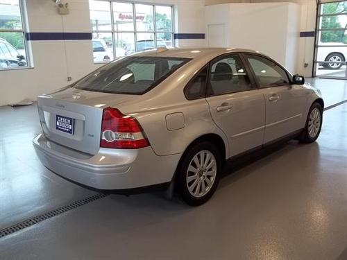 Volvo S40 2005 photo 4