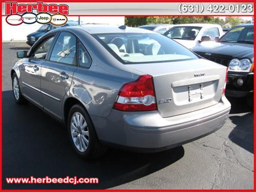 Volvo S40 2005 photo 2