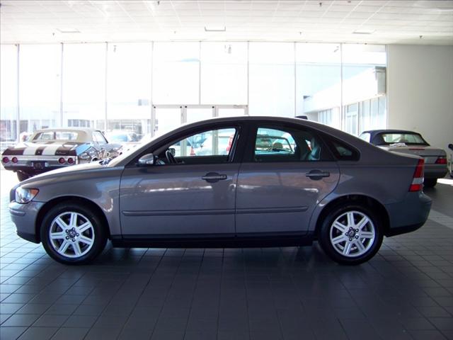 Volvo S40 4X4 ED. Bauer EL Sedan