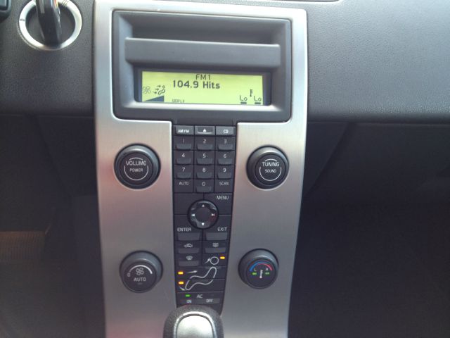 Volvo S40 2006 photo 10