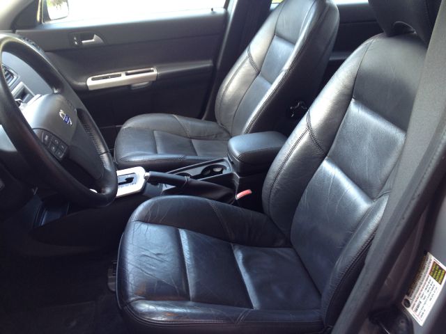 Volvo S40 2006 photo 13