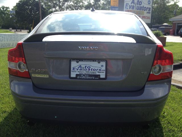 Volvo S40 2006 photo 16