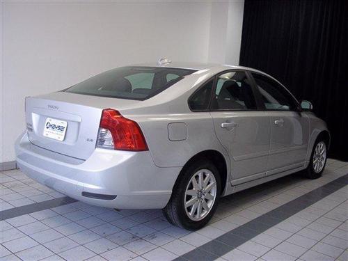 Volvo S40 2008 photo 3