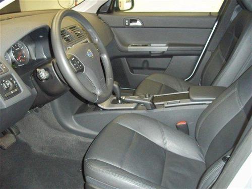 Volvo S40 2008 photo 1