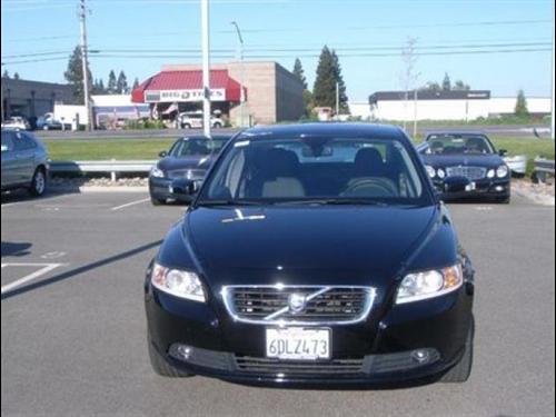 Volvo S40 2008 photo 1