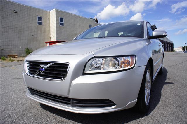 Volvo S40 2008 photo 1