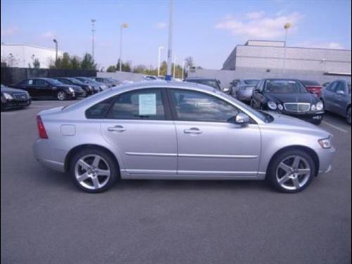 Volvo S40 2008 photo 1