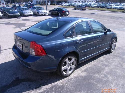 Volvo S40 2008 photo 3