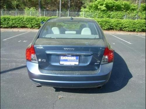 Volvo S40 2008 photo 4