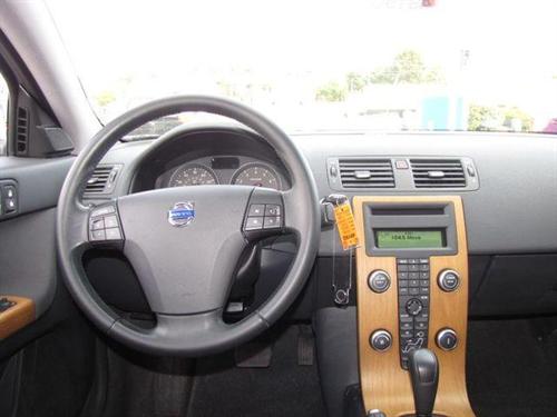 Volvo S40 2008 photo 1