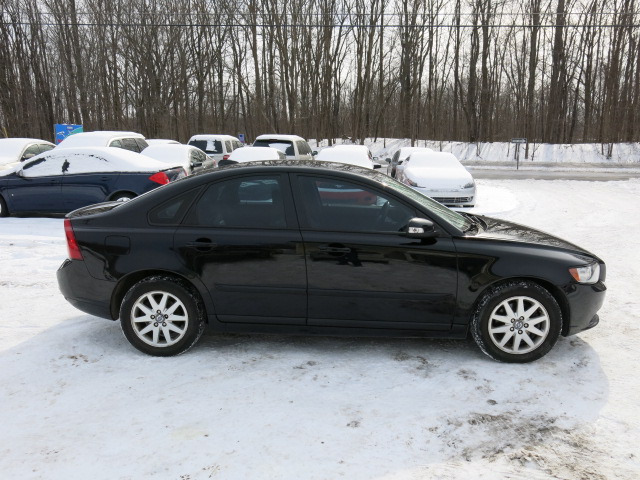 Volvo S40 2008 photo 2