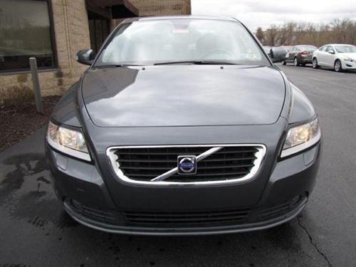 Volvo S40 2008 photo 1