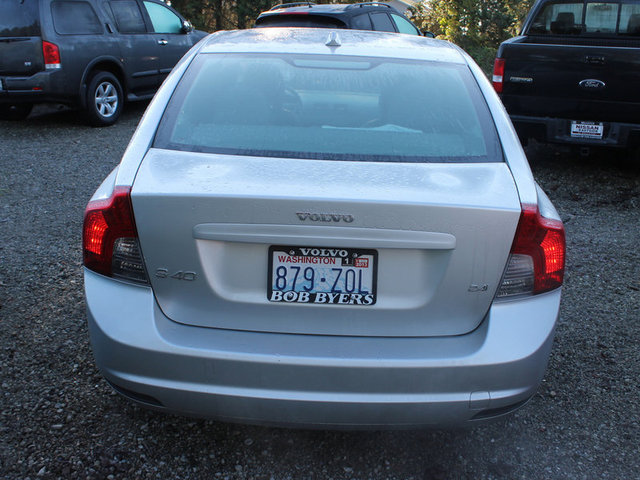 Volvo S40 2008 photo 2