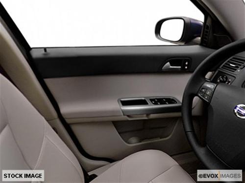 Volvo S40 2008 photo 2