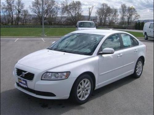 Volvo S40 2008 photo 1