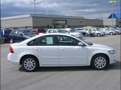 Volvo S40 2008 photo 2