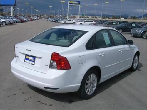Volvo S40 2008 photo 3
