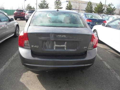 Volvo S40 2008 photo 1