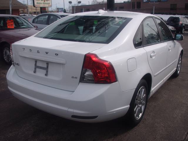 Volvo S40 2009 photo 3