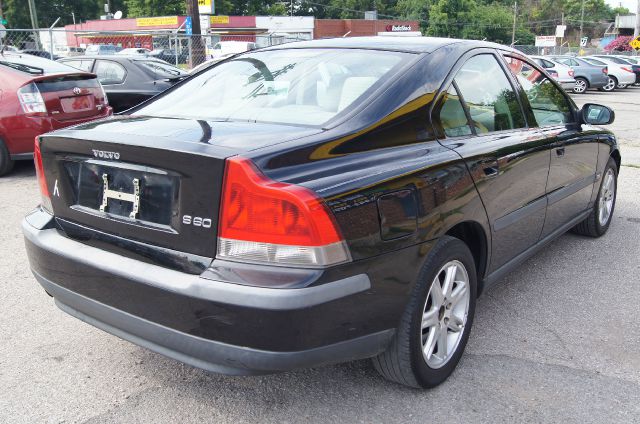 Volvo S60 2001 photo 1