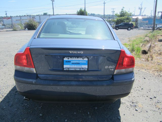 Volvo S60 4X4 ED. Bauer EL Sedan