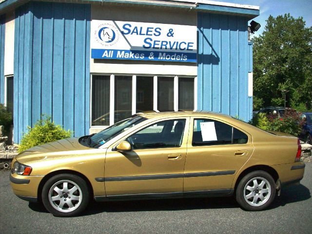 Volvo S60 2002 photo 1