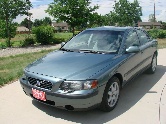 Volvo S60 2002 photo 2