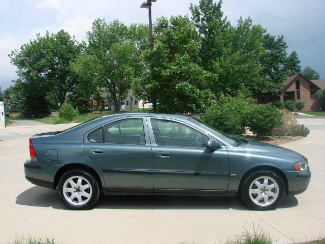 Volvo S60 2002 photo 4