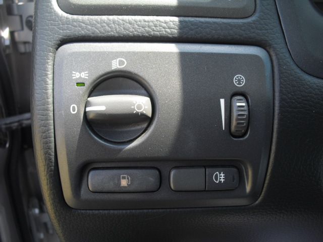 Volvo S60 2002 photo 25