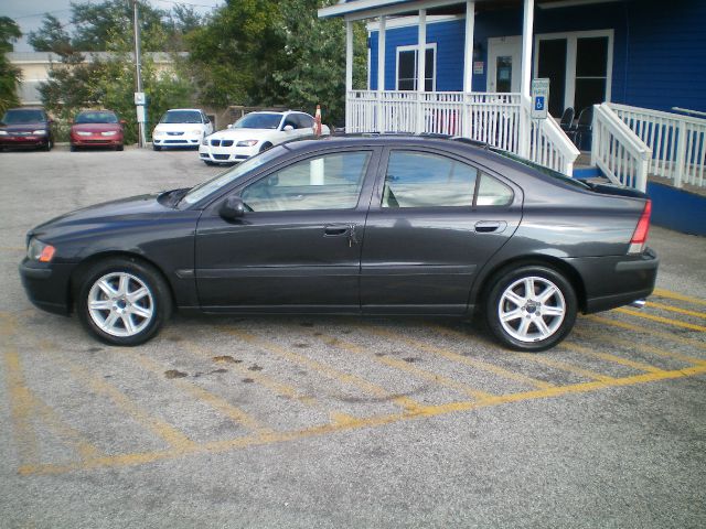 Volvo S60 2002 photo 1