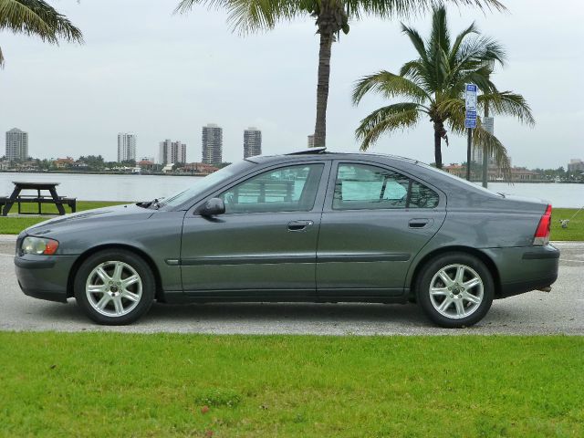 Volvo S60 2003 photo 12